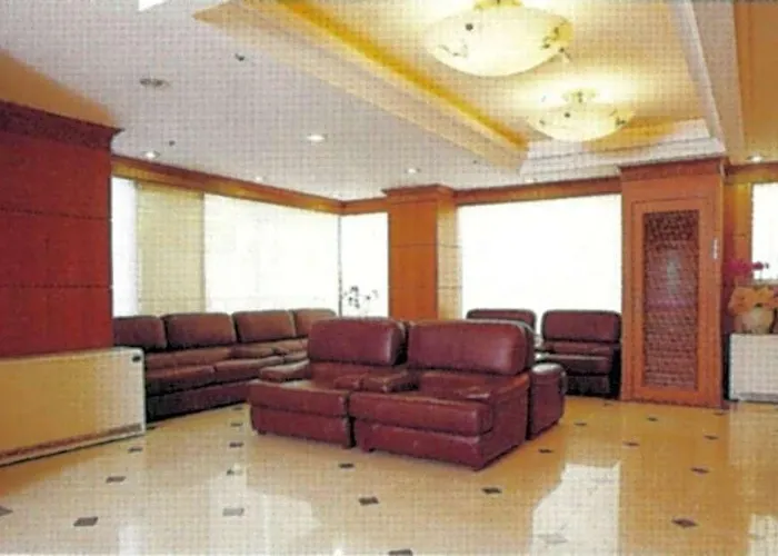 Busan Central Hotel 2*