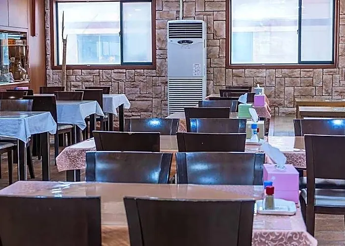 Busan Central Hotel 2*
