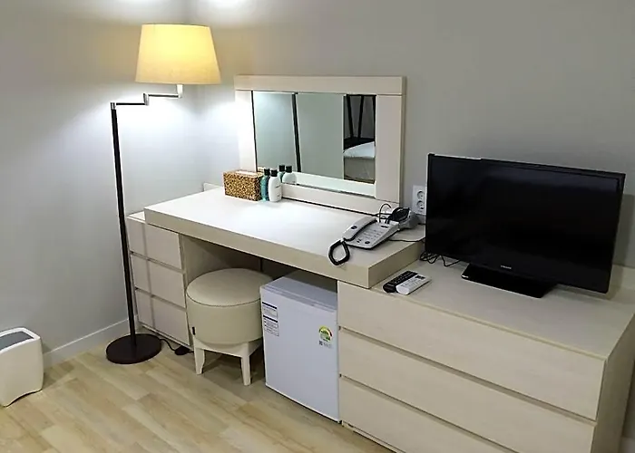 Busan Central Hotel Hotel 2*