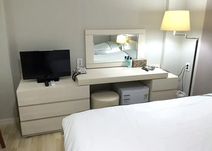 Busan Central Hotel Hotel 2*